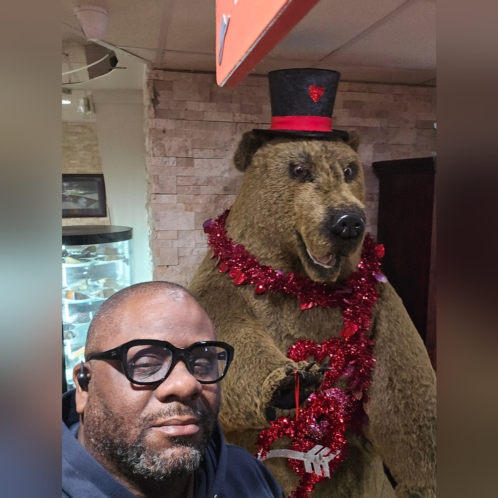 Meet your Posher, Jamal